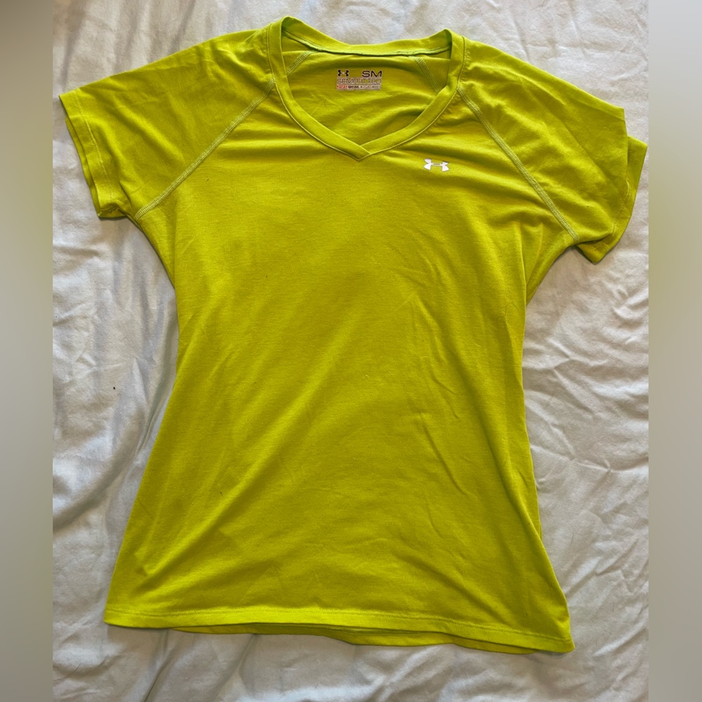Under Armour Short Sleeved Athletic Top